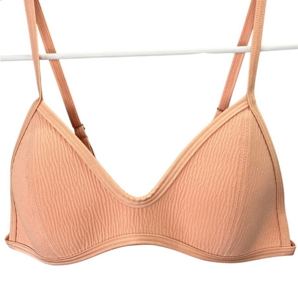 Triangl bikini top, medium, peach neoprene textured comfortable